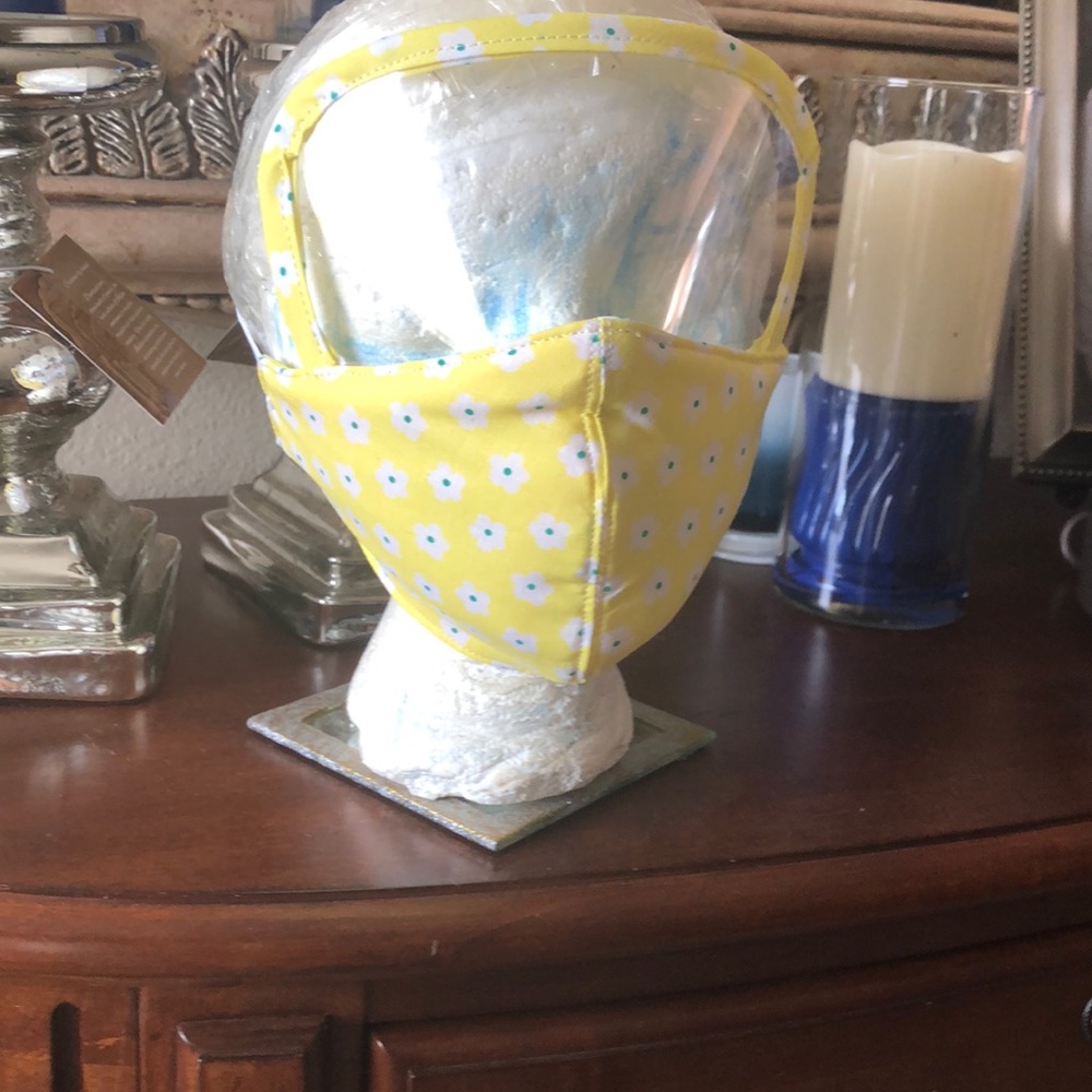 Face mask with filter inside,waterproof.